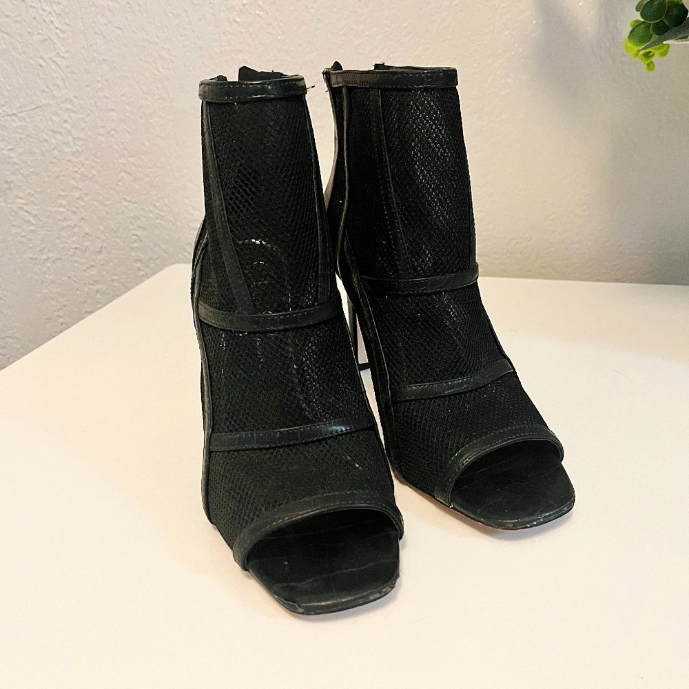 Jessica Simpson Colsen Bootie